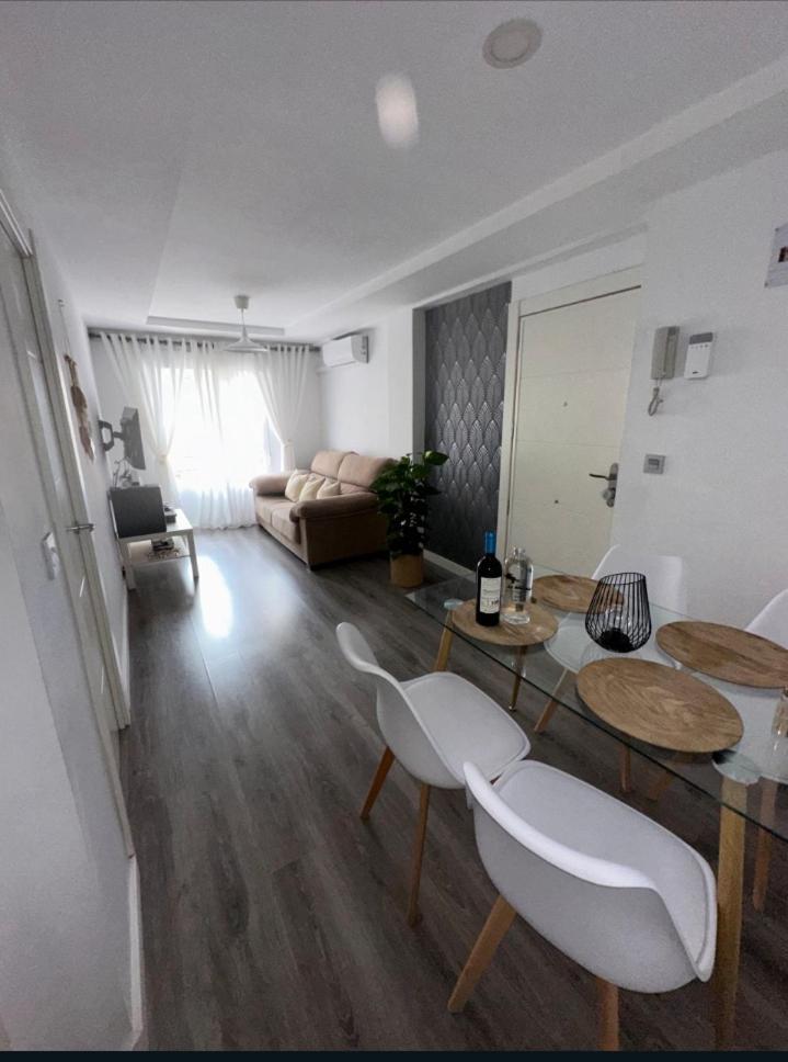 Cerca Del Pilar Apartament *