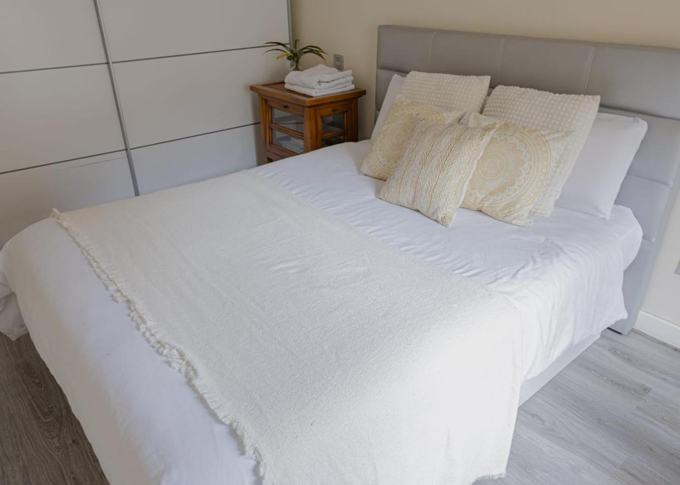 Cerca Del Pilar Apartament